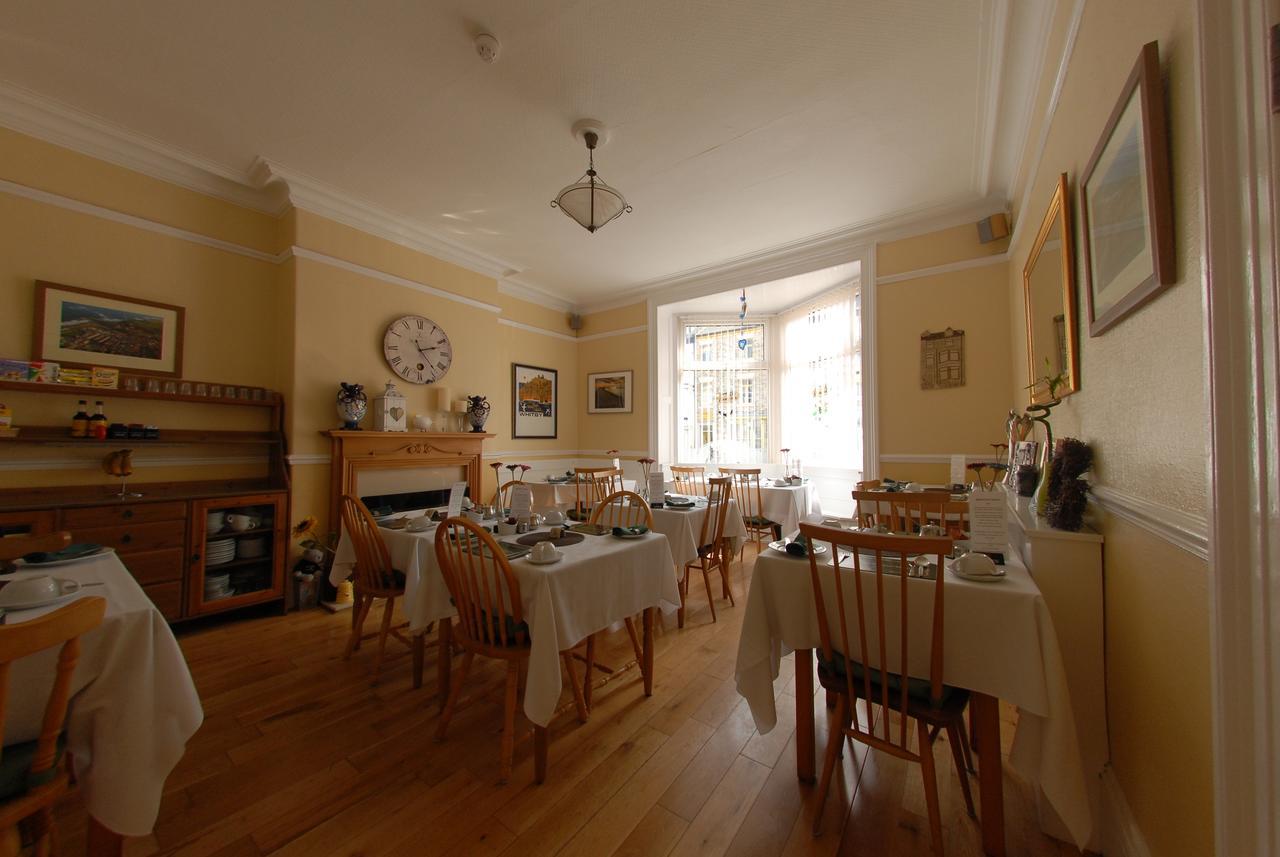 Chiltern Guest House Whitby Exterior photo