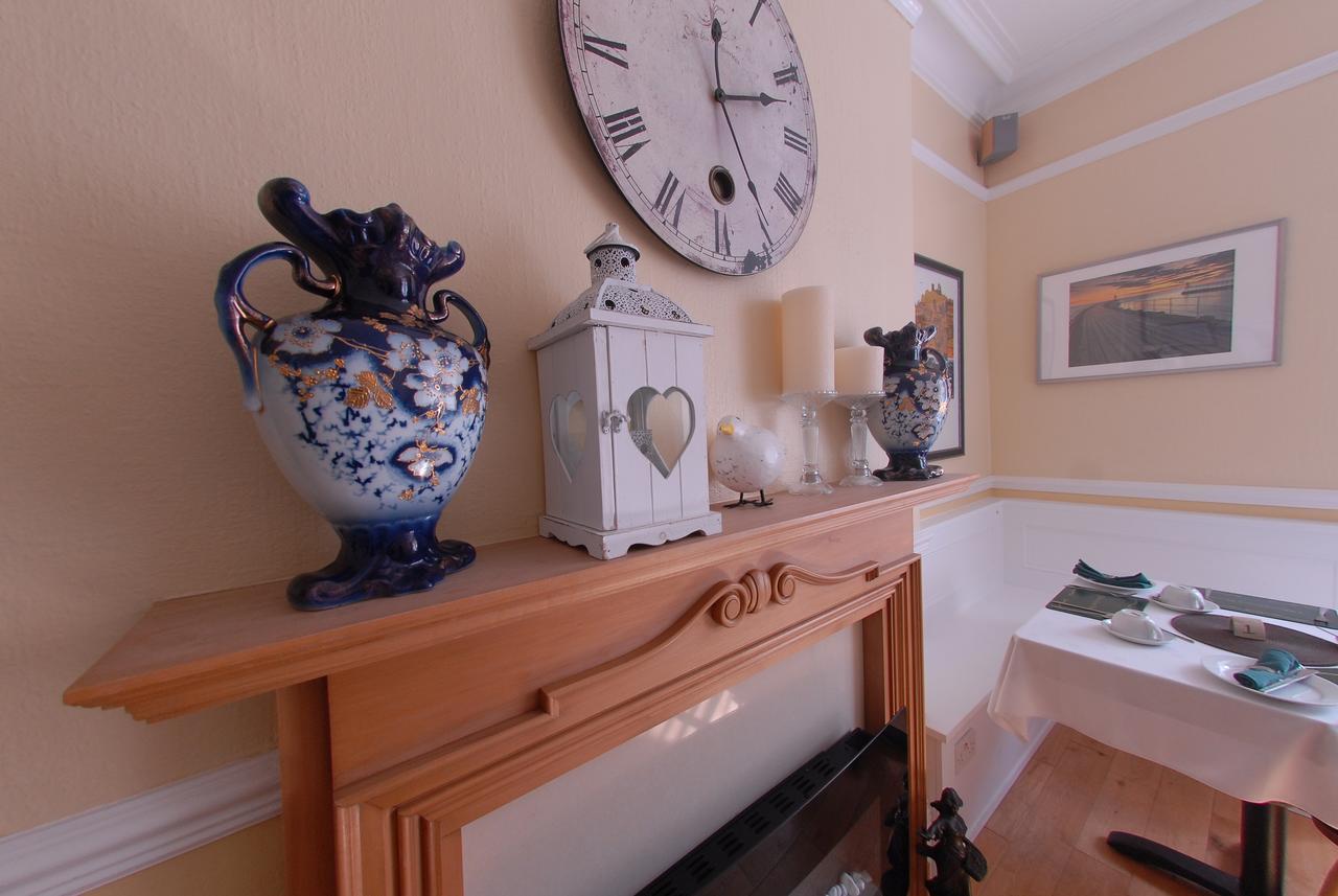 Chiltern Guest House Whitby Exterior photo